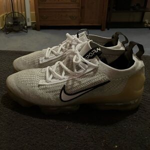 Nike White and Black Air VaporMax Sneakers